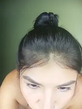 PequenaNena live cam