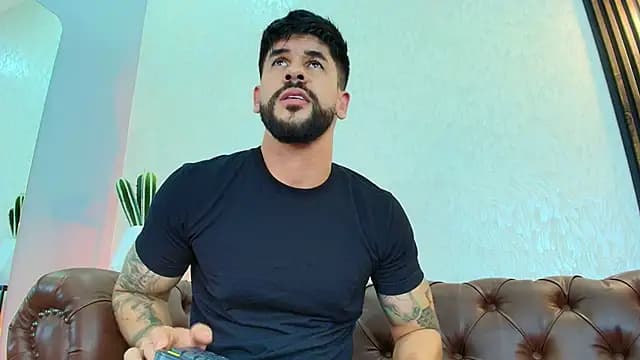 Petesevans live cam