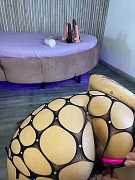 Saracooper__ live cam