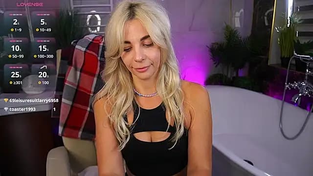 BellaRayyy live cam