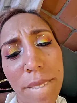 yapilove22 live cam