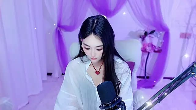 Tili_Lucky live cam