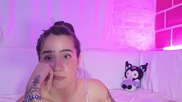 kimandyuk1 live cam