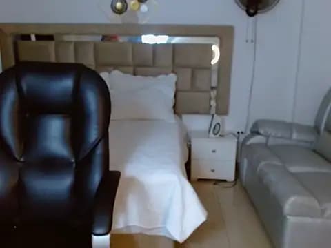 samantaxxox live cam on Stripchat