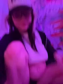 Cutiepiespanks live cam