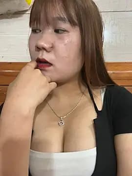 Liness101 live cam