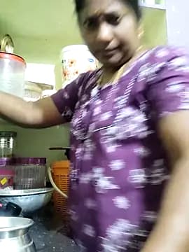yamini1431 live cam