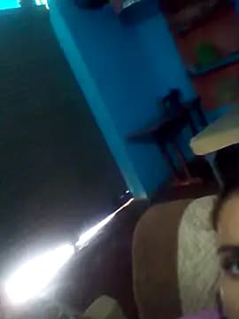 Raveena0990 live cam