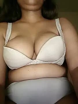 miss_khusbu live cam