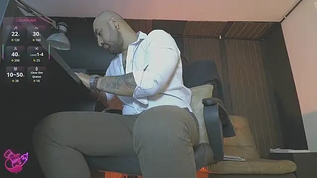 Leon_1234 live cam