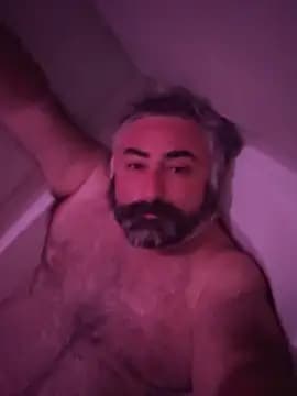 MacGuyver20 live cam