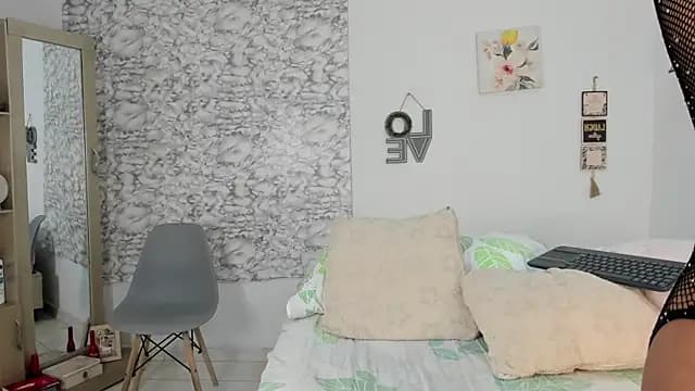 Canhela1 live cam