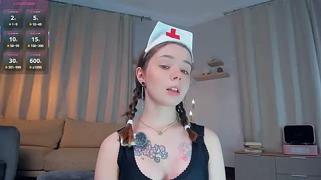 DominikaElis live cam