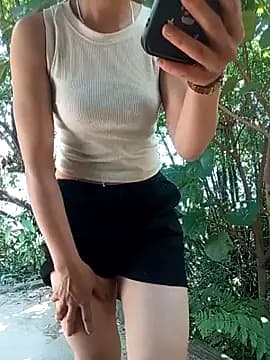 linhbaby01 live cam