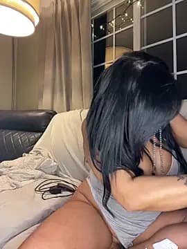 LittleMissEeve live cam