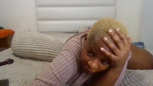 SexyNonnyy live cam