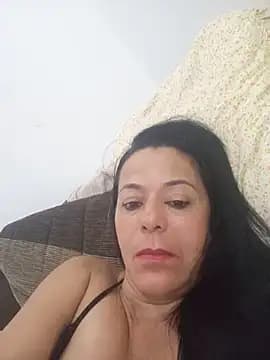 lucineia7 live cam