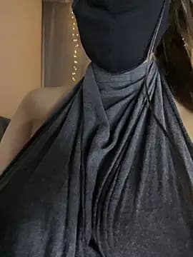 Inaa-Love live cam