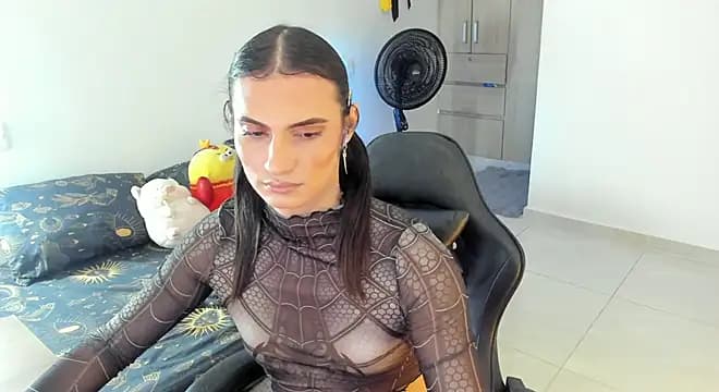 _shantallskinny_ live cam
