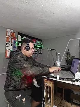 UrsoBissexualPauGrosso live cam