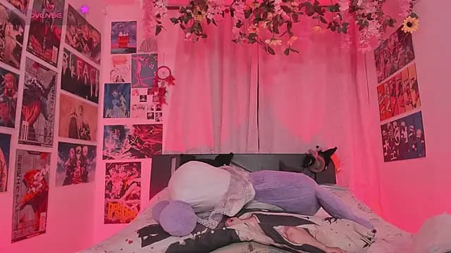 MissCurvyTop live cam