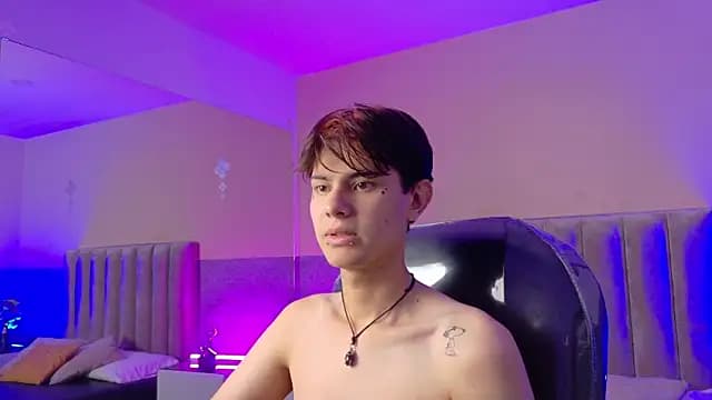 Derek_Sinn live cam