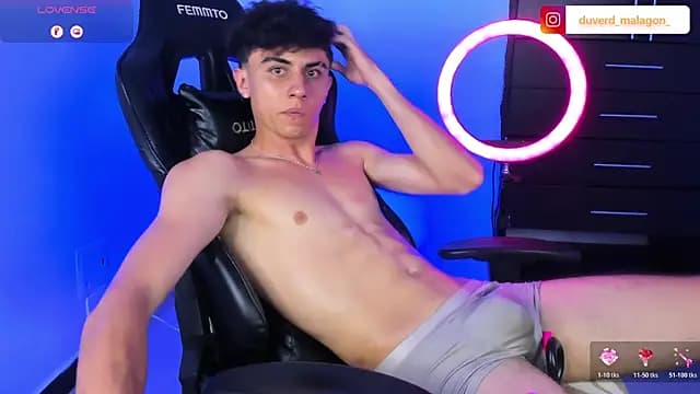 Demian_cute18 live cam