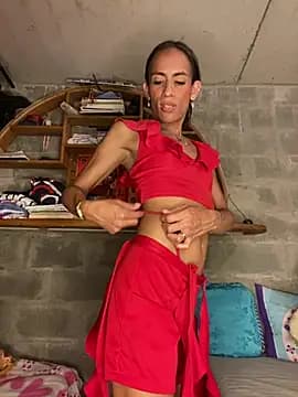 AlexaWarner live cam on Stripchat