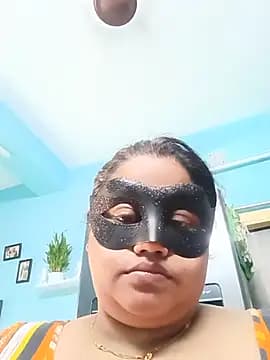 monaa live cam