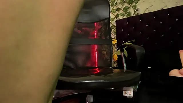 Yaluz_Naugthy live cam