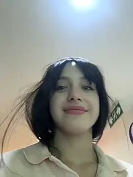 MiaTee live cam