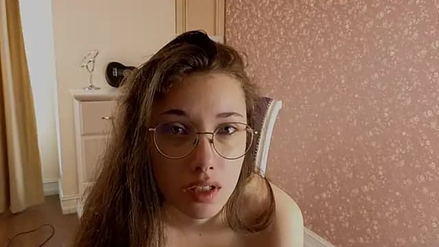 IsauraHolleman live cam