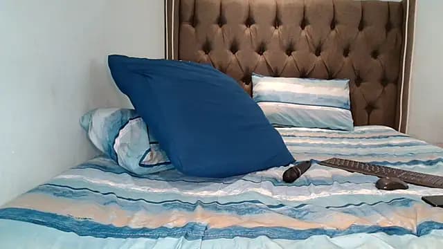 CHOCKYCHOCX2 live cam