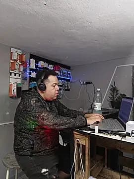 UrsoBissexualPauGrosso live cam