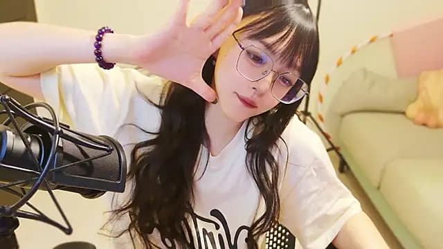 Khaleesi_ying_ live cam