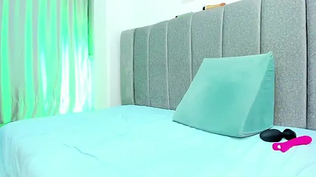Giselle_James live cam