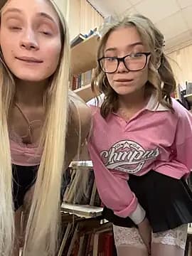 Pink_Kiss live cam