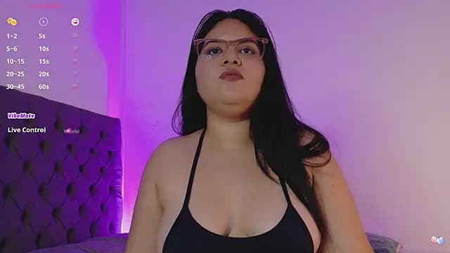 Aimi_velvet live cam
