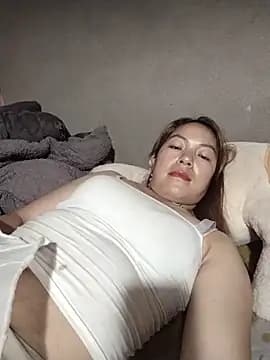 Lucky_cutee live cam