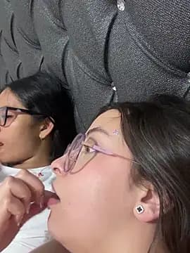 SarahCastro1_ live cam