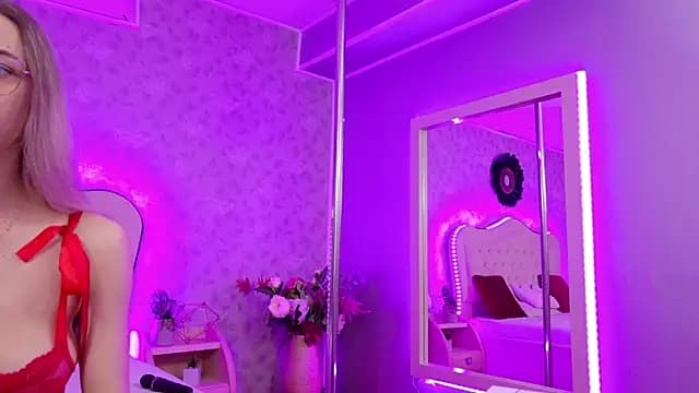 GracieCute live cam
