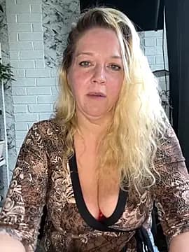JenniferCarmen live cam