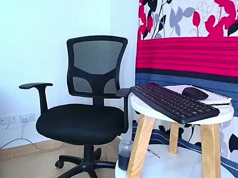 Laura_Cramz live cam