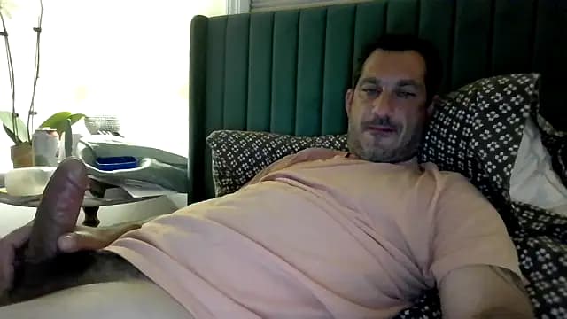 ckraiders84 live cam on Stripchat
