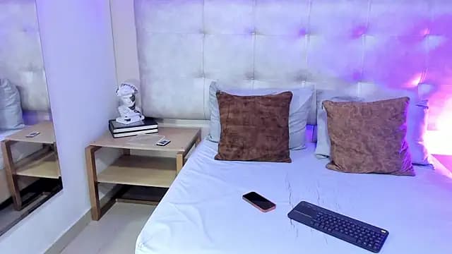 VeyraBlack live cam