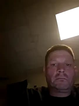 curiouscock38 live cam
