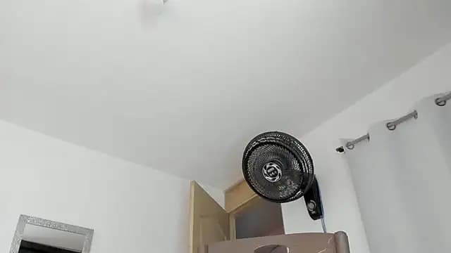 GilberMxx live cam
