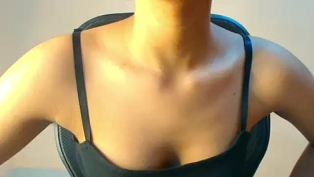 Chandani-Love live cam