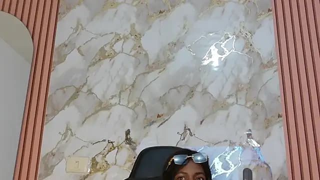 Hungry_pussy18 live cam
