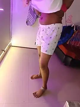 Lena_mahiyaa live cam